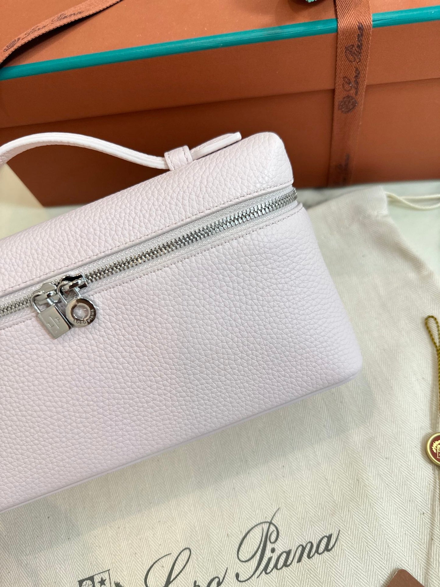loro piana extra poket l19 light pink