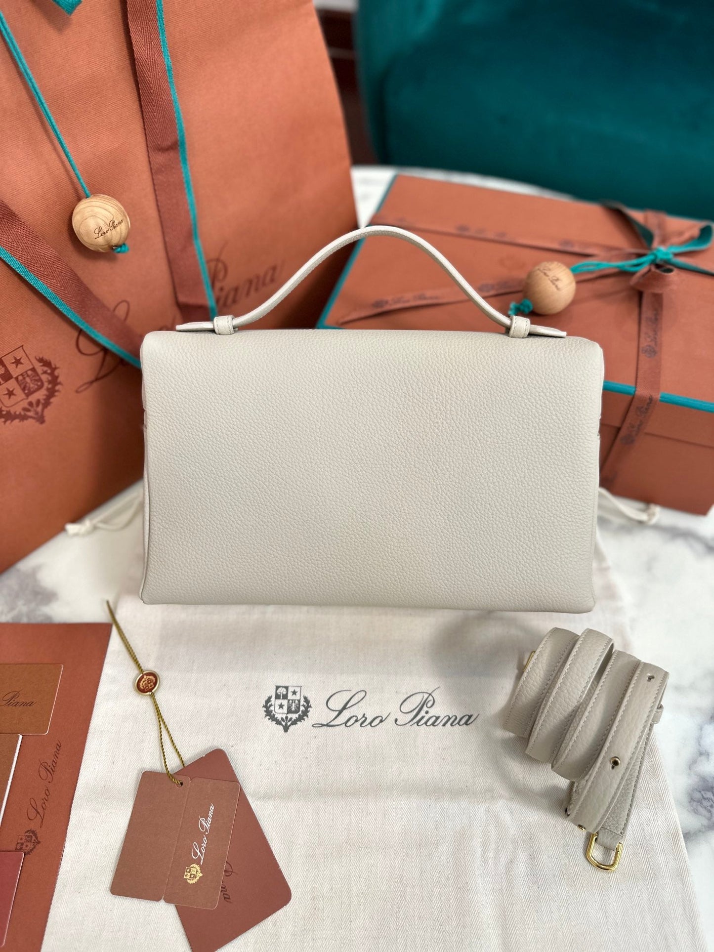 loro piana extra poket l27cm grey