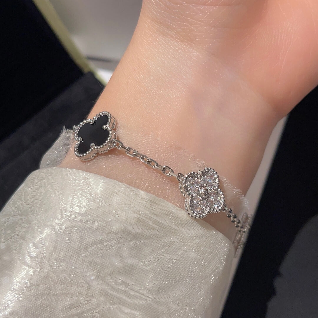 lucky four leaf grass pull set diamond light luxury bracelet slfb015c05