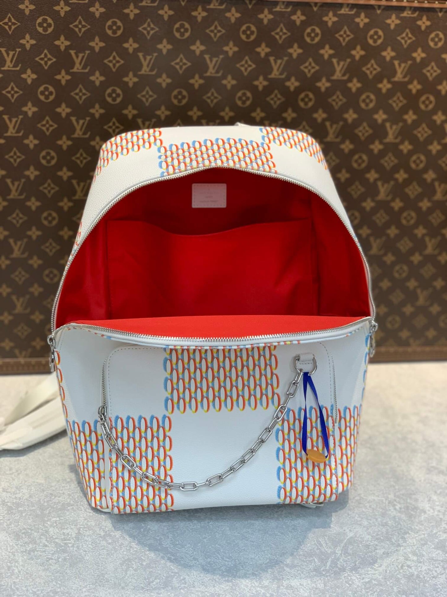 lv m20664 racer backpack damier spray virgil abloh white pink red