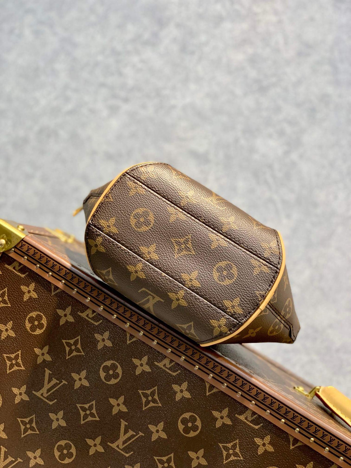 m20752 ellipse bb monogram brown leather