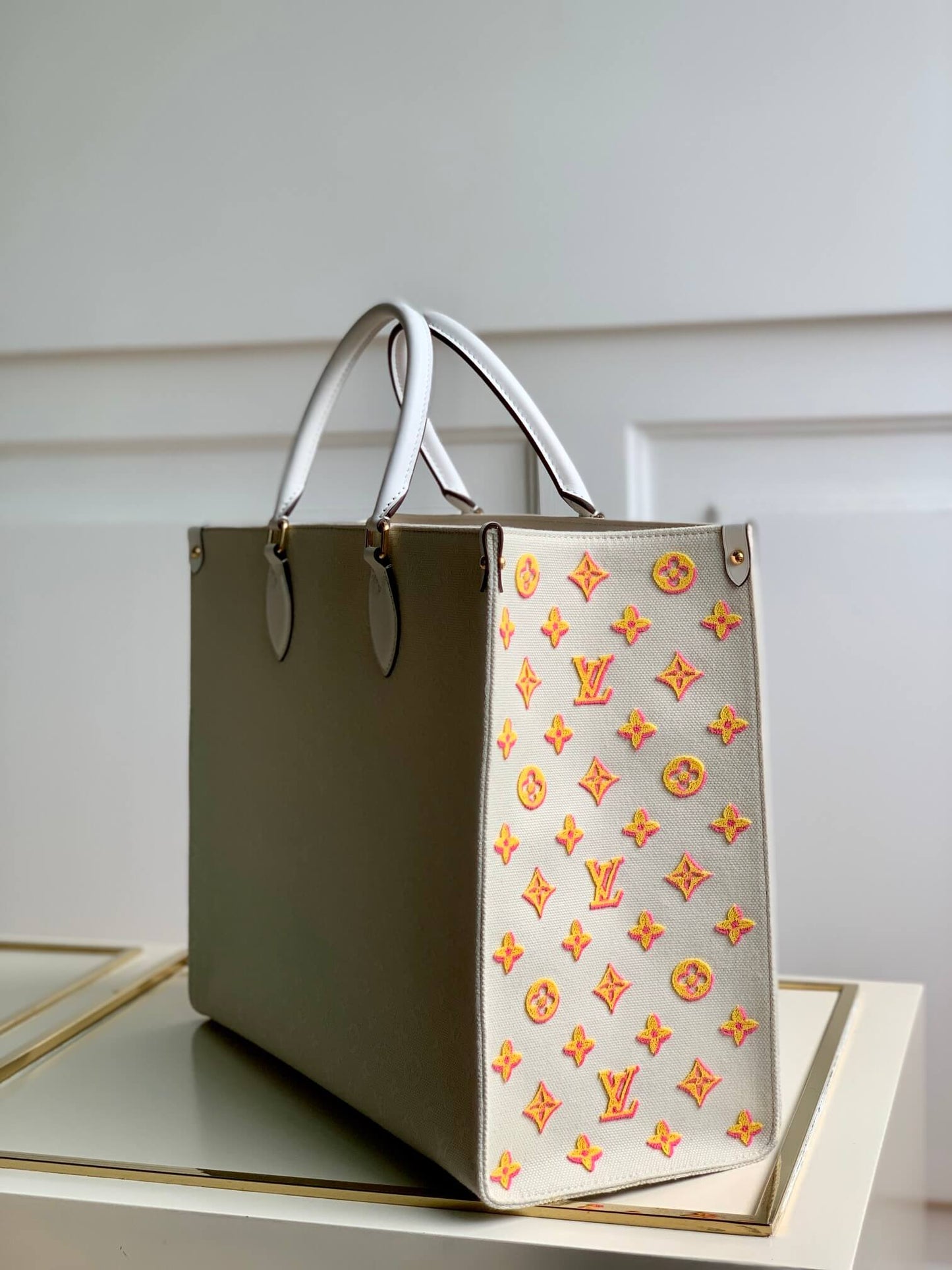 m20815 onthego tote bag embroidered and leather trim small 35 yellow green