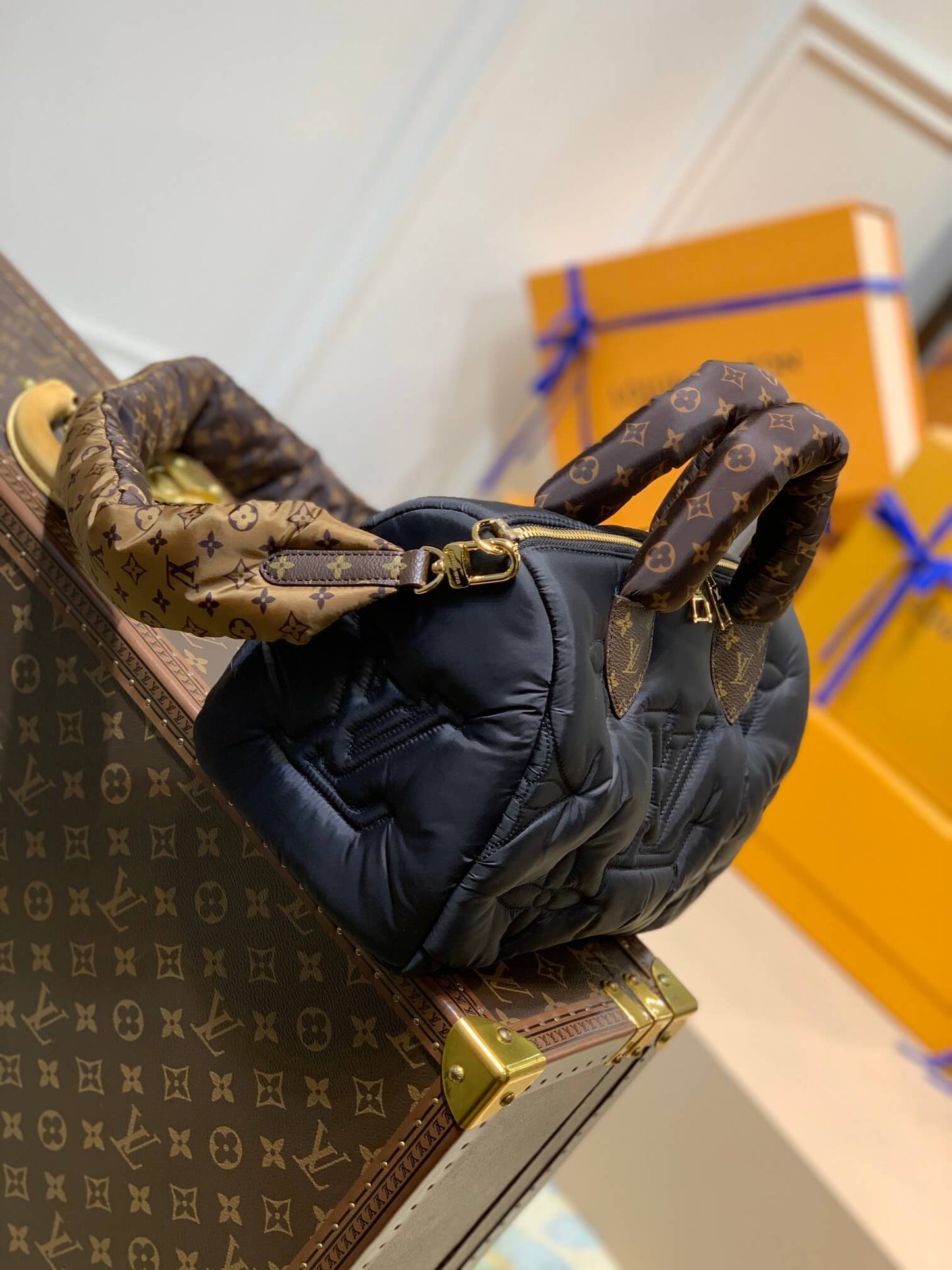 m21061 speedy bandouliere 25 black