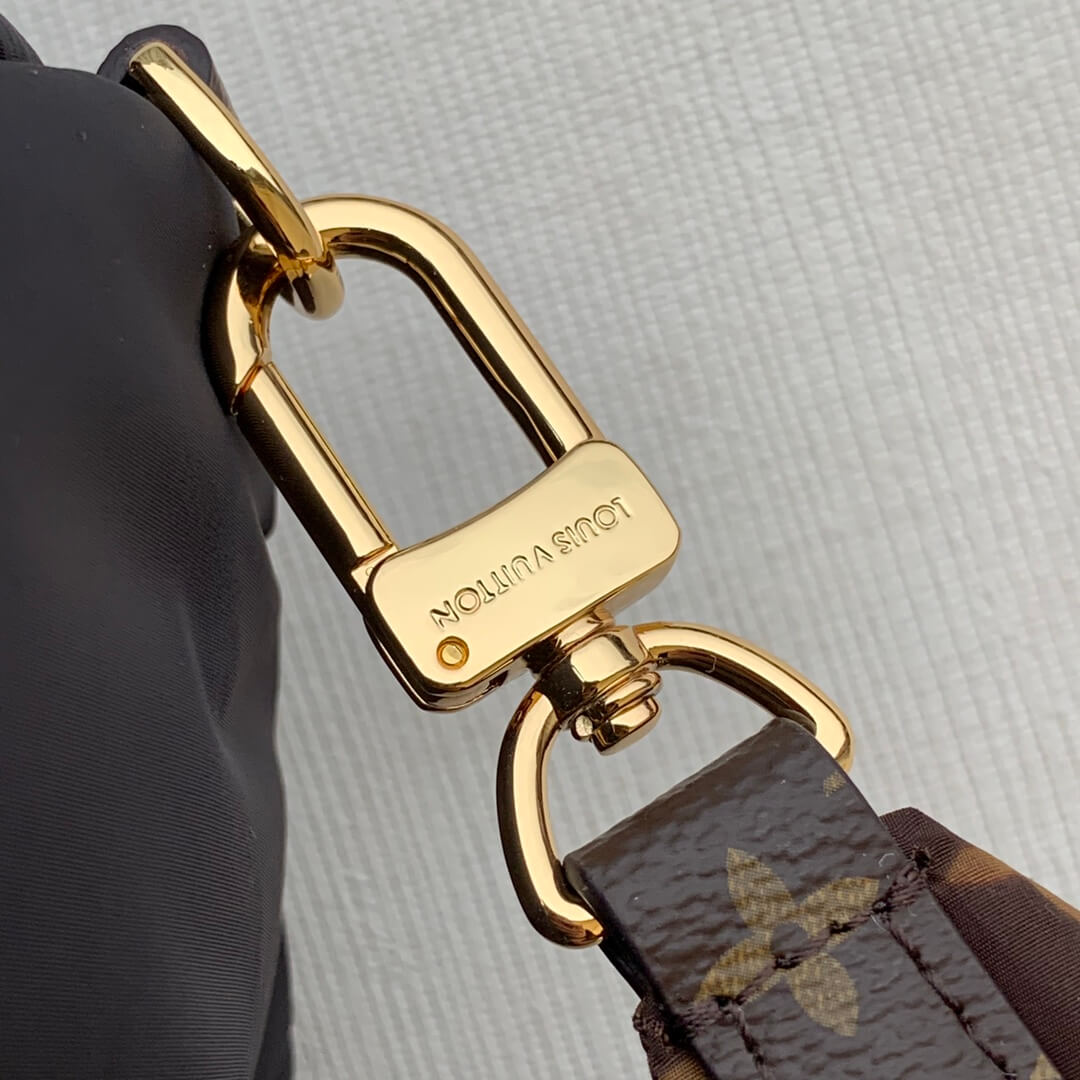 m21061 speedy bandouliere 25 black