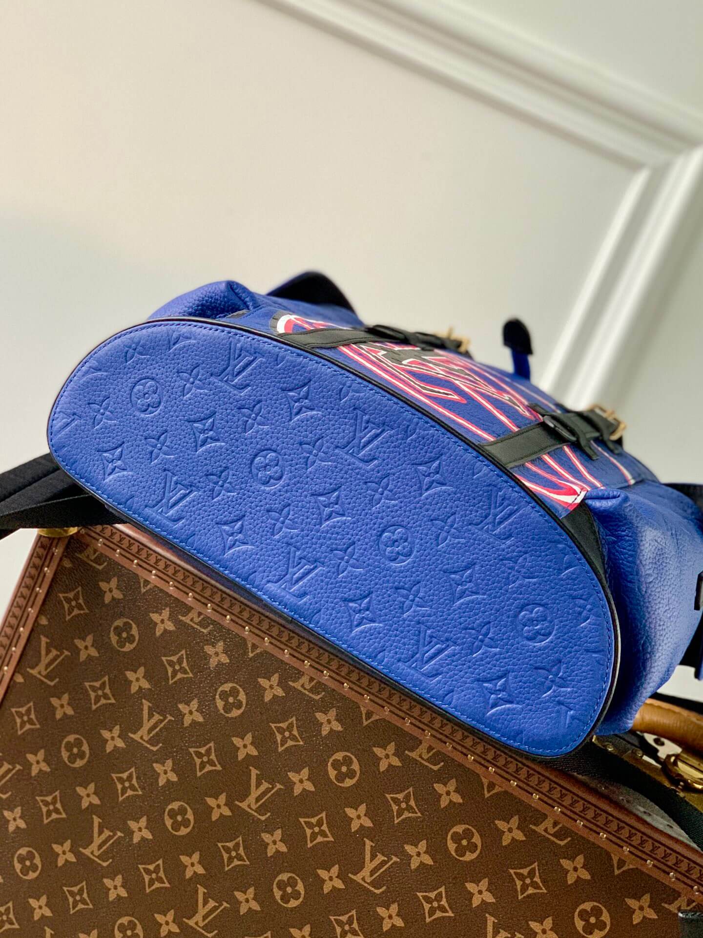 m21104 christopher taurillon handbag travel bag blue calfskin monogram