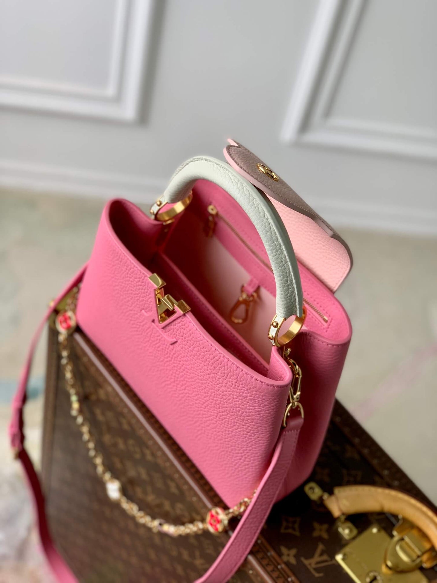 m22375 capucines mini taurillon 21cm pink cowhide real leather