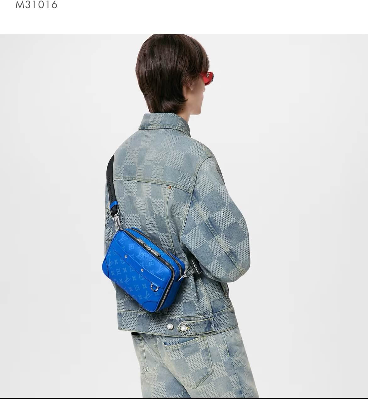 M31016 Alpha Messenger cross body bag blue