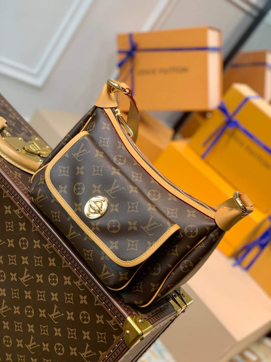 M40077 Monogram Tikal GM Shoulder Bag Brown