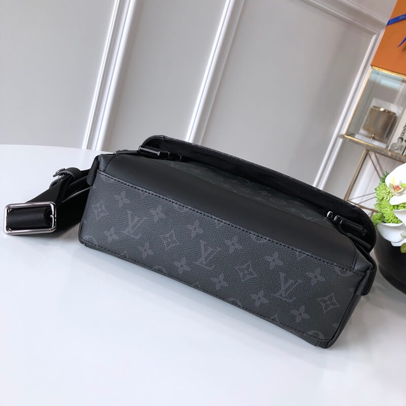 m40712 toiletry pouch 26cm green monogram shoulder bag cross body bags