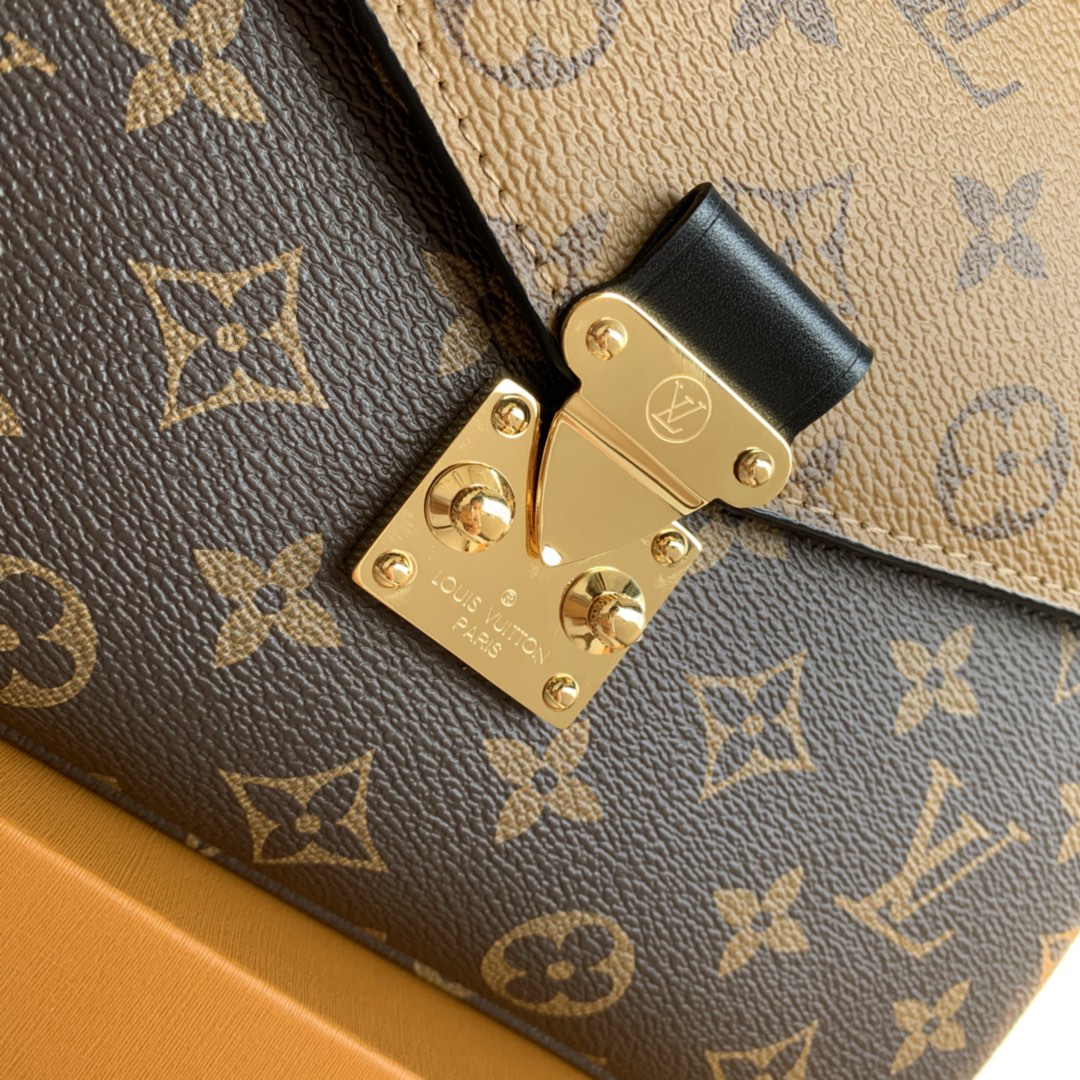 pochette metis mm hand shoulder messenger bag monogram reverse