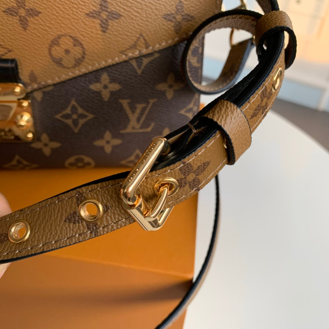 pochette metis mm hand shoulder messenger bag monogram reverse