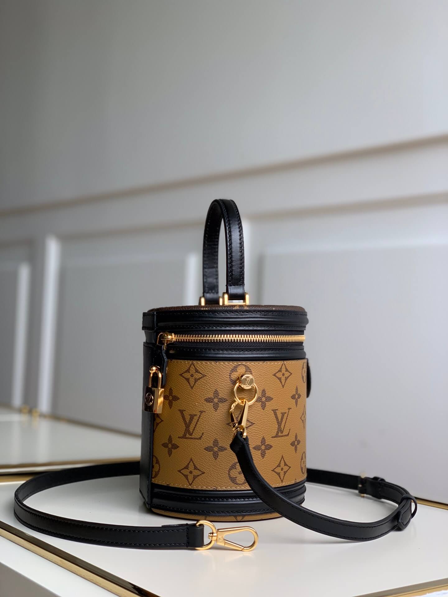 m43986 nicolas ghesquiere shoulder bag handbag cross body bags brown calfskin monogram reverse