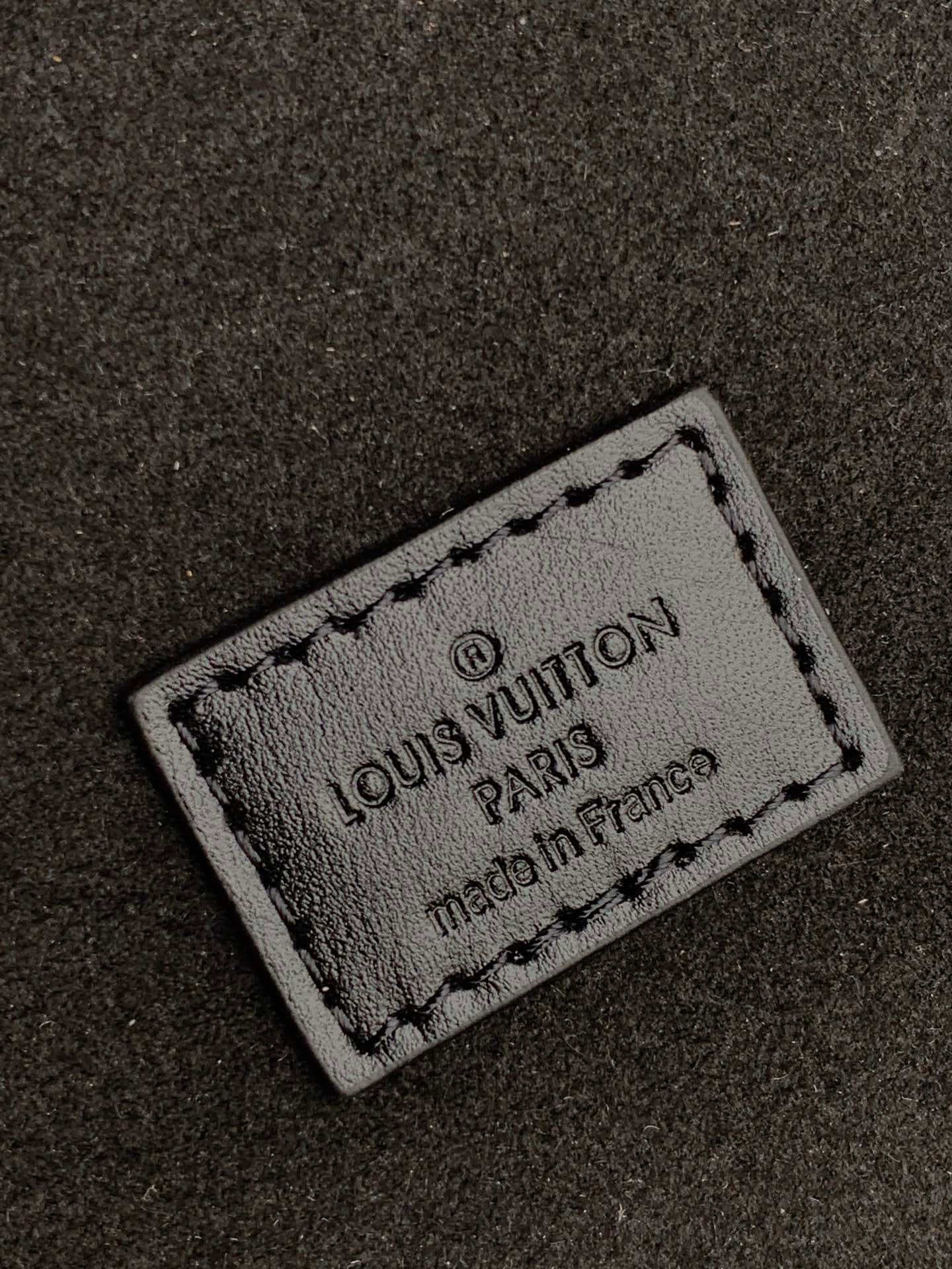 m43986 nicolas ghesquiere shoulder bag handbag cross body bags brown calfskin monogram reverse