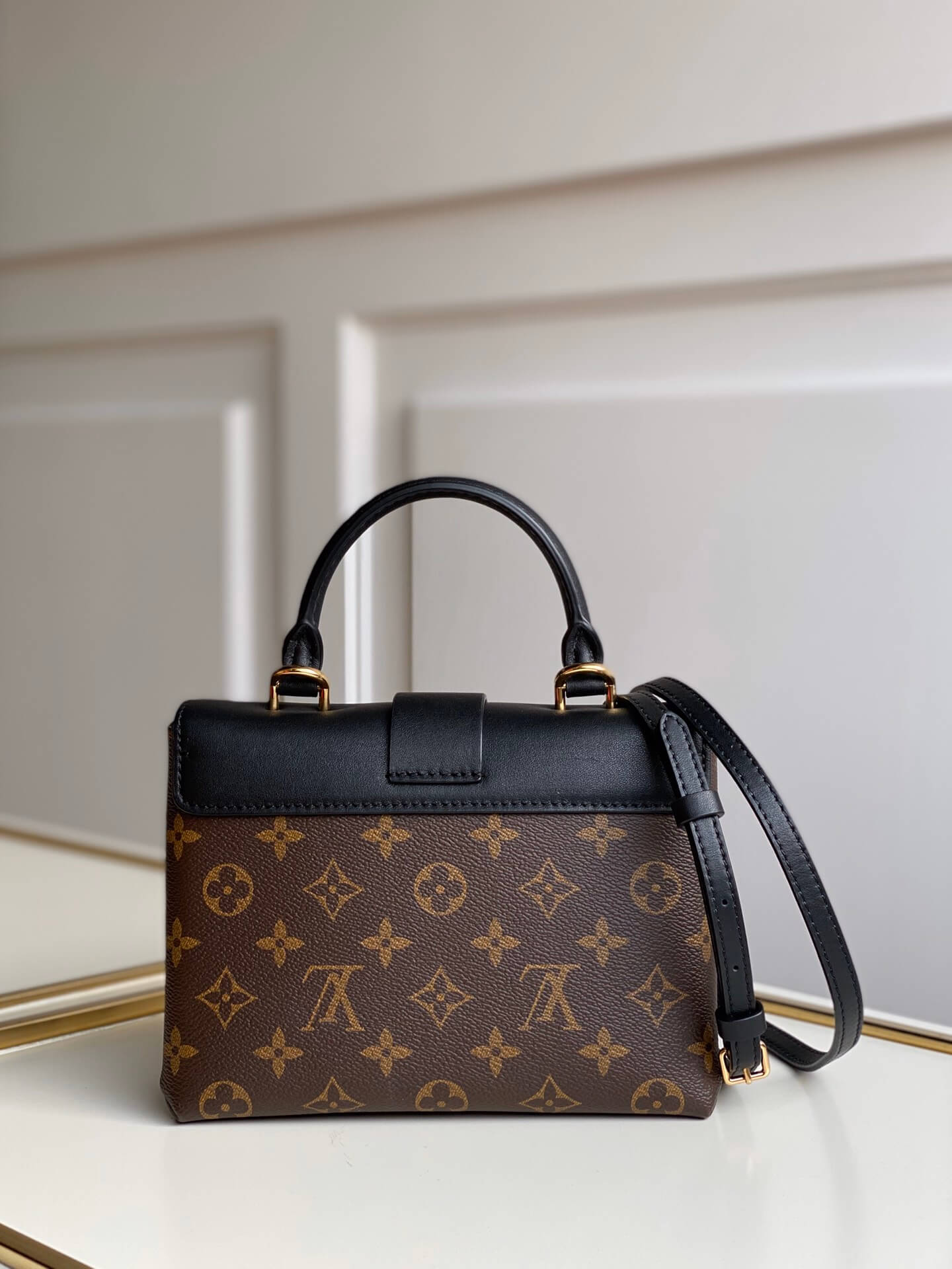 m44141 locky bb handbag shoulder bag cross body bags black calfskin monogram