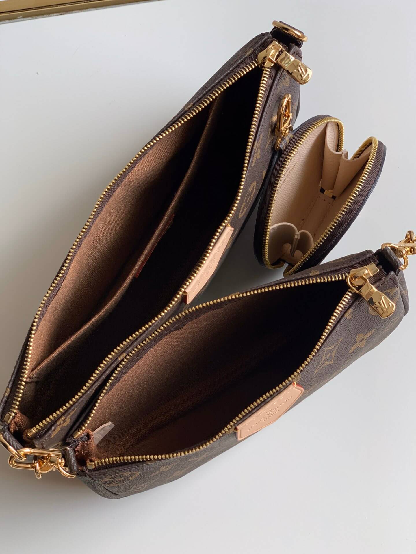 m44813 multi pochette accessoires khaki dark green monogram