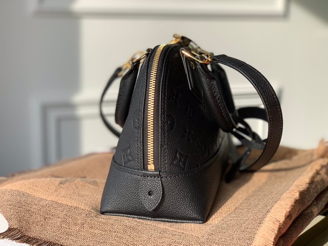 m44829 neo alma bb handbag shoulder bag cross body bags black calfskin monogram