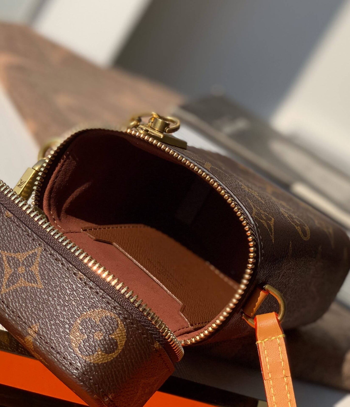 m44914 vertical box trunk brown monogram 16 5cm