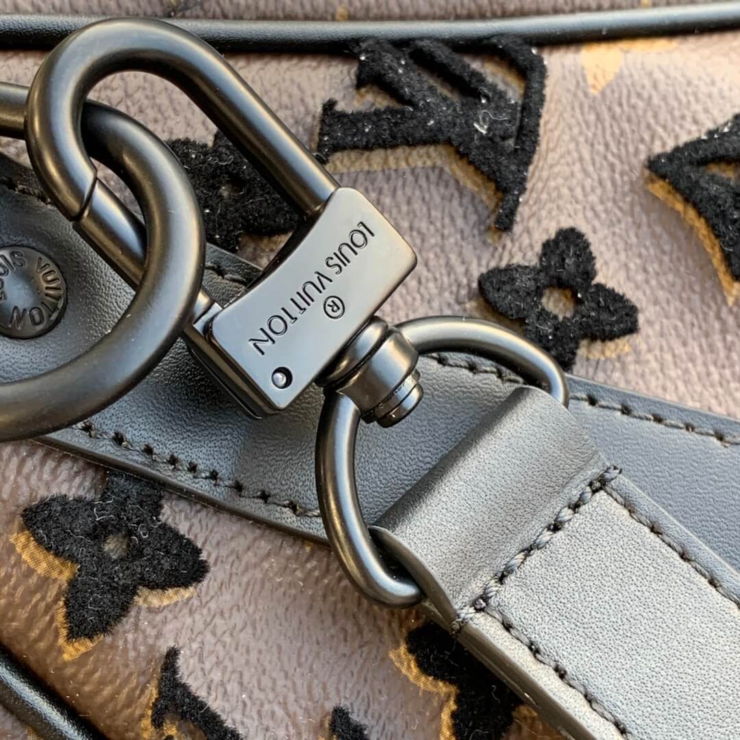 m45046 keepall triangle bandouliere 50 tuffetage handbag cross body bags shoulder bag black calfskin monogram