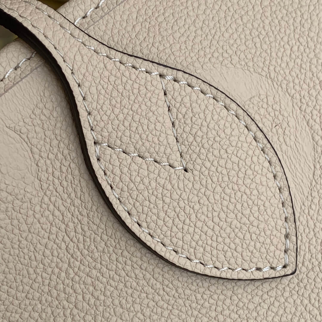 m45684 neverfull mm cream embossed monogram empreinte