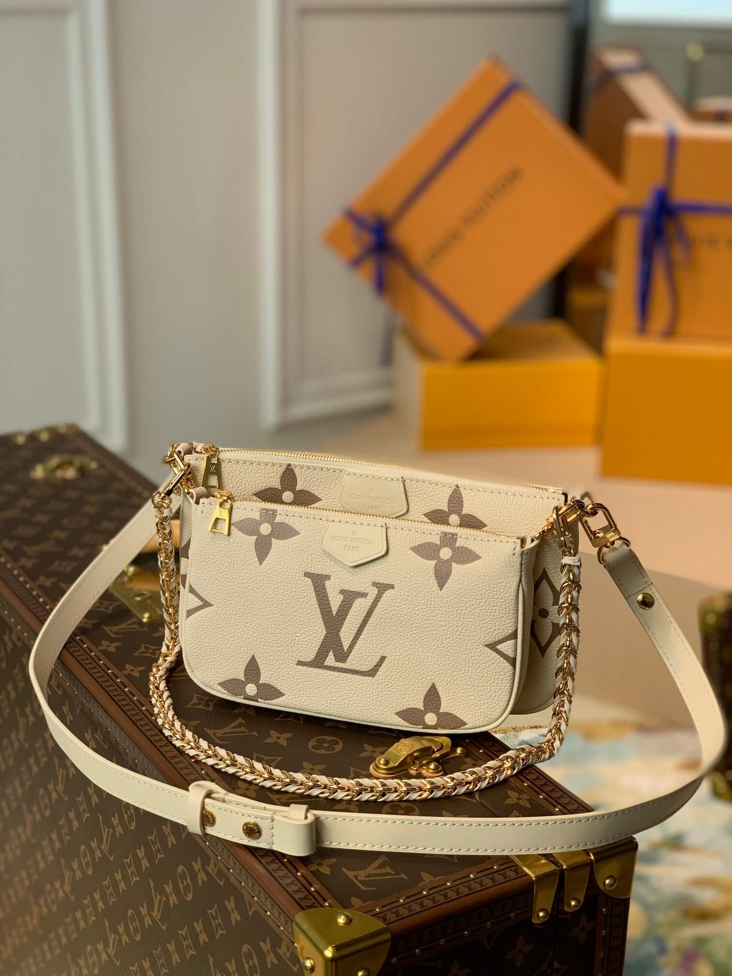 m45777 multi pochette accessoires cross body bags shoulder bag dirty white calfskin monogram