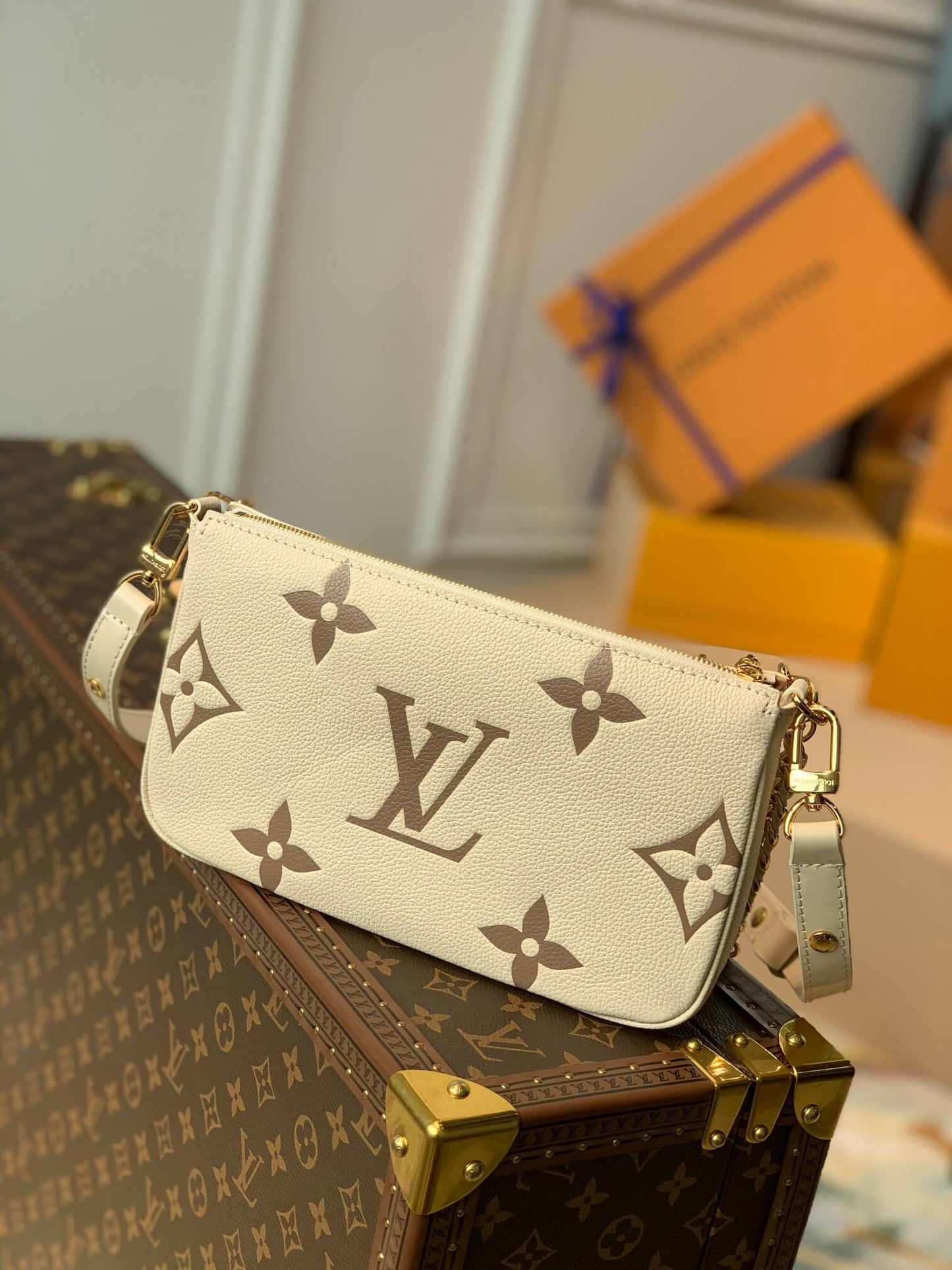 m45777 multi pochette accessoires cross body bags shoulder bag dirty white calfskin monogram