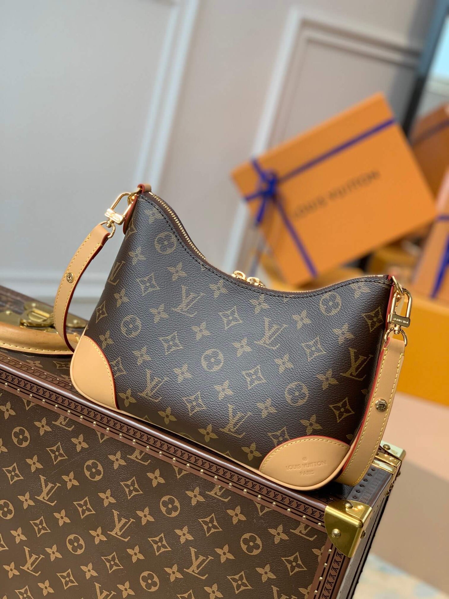 m45832 odeon handbag shoulder bag cross body bags yellow calfskin monogram