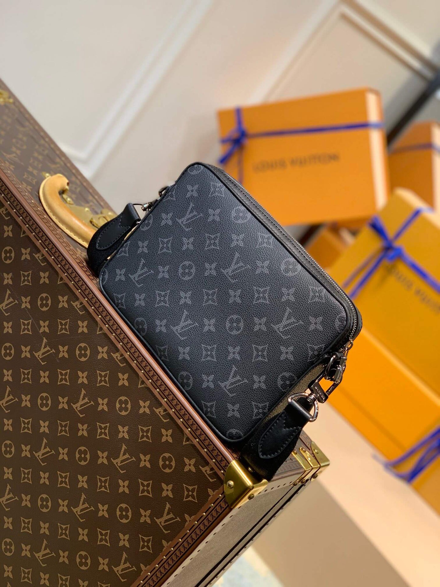 m45965 nigo trio shoulder bag cross body bags messenger bag black mens bag monogram