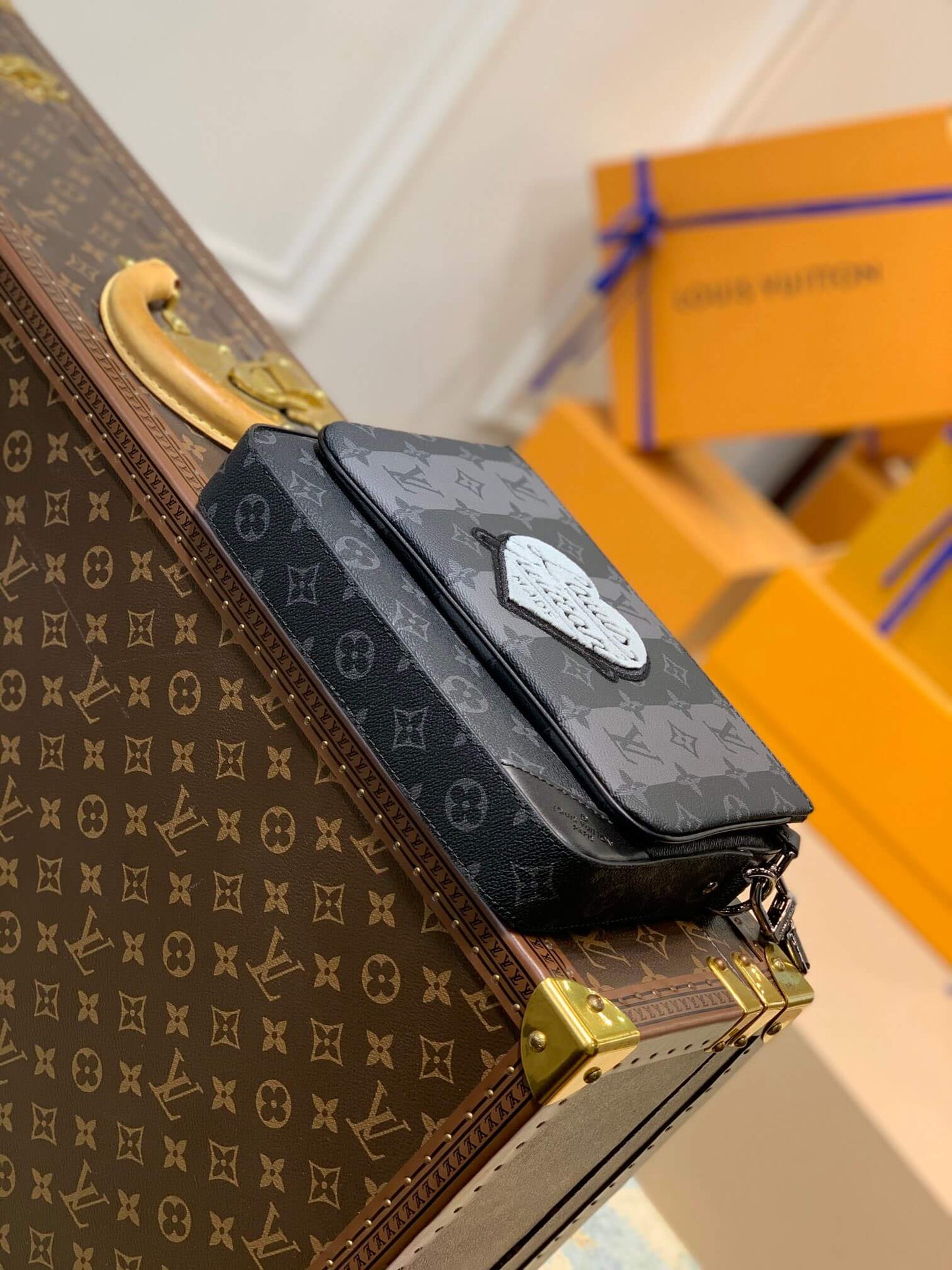 m45965 nigo trio shoulder bag cross body bags messenger bag black mens bag monogram