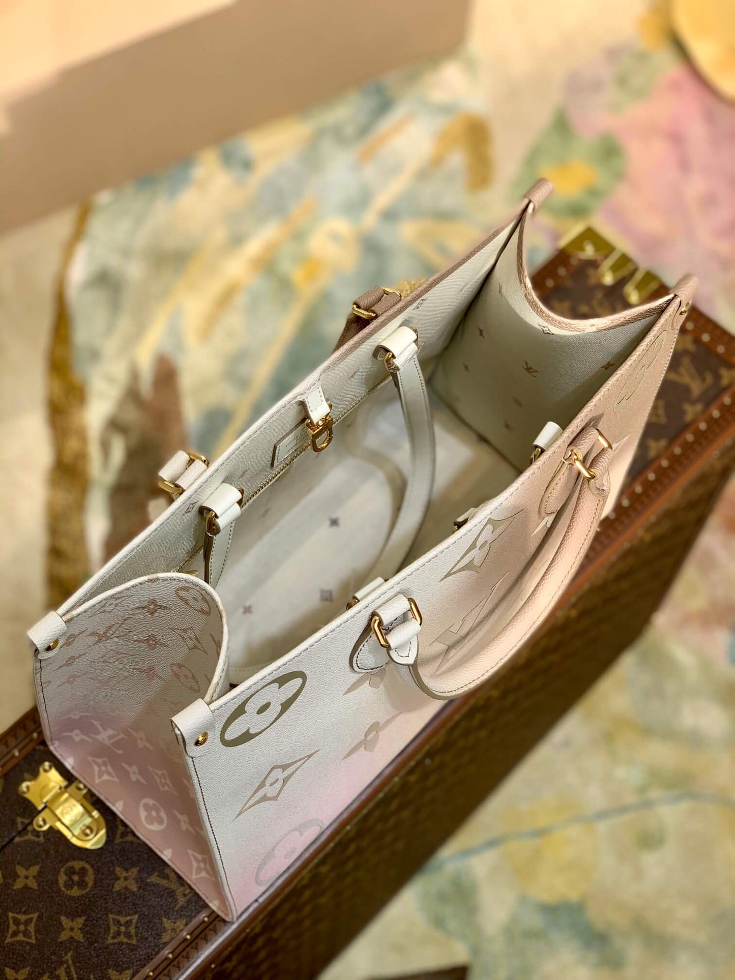 louis vuitton m46076 onthego gm bag pink