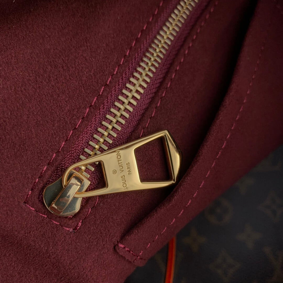 m46203 carryall pm monogram canvas with natural leather trim