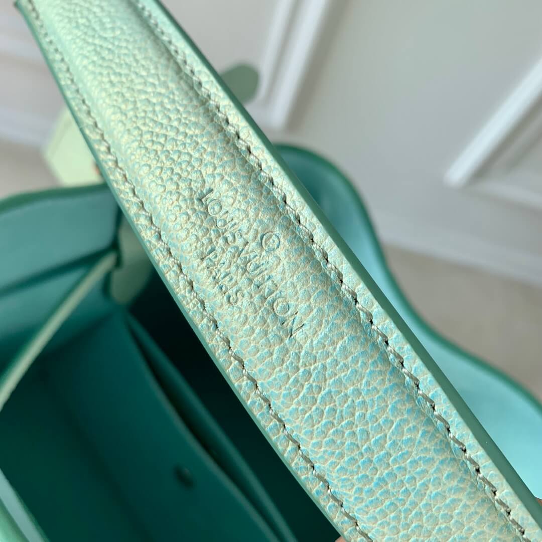 m46269 neonoe bb shoulder bag cross body bags green monogram empreint