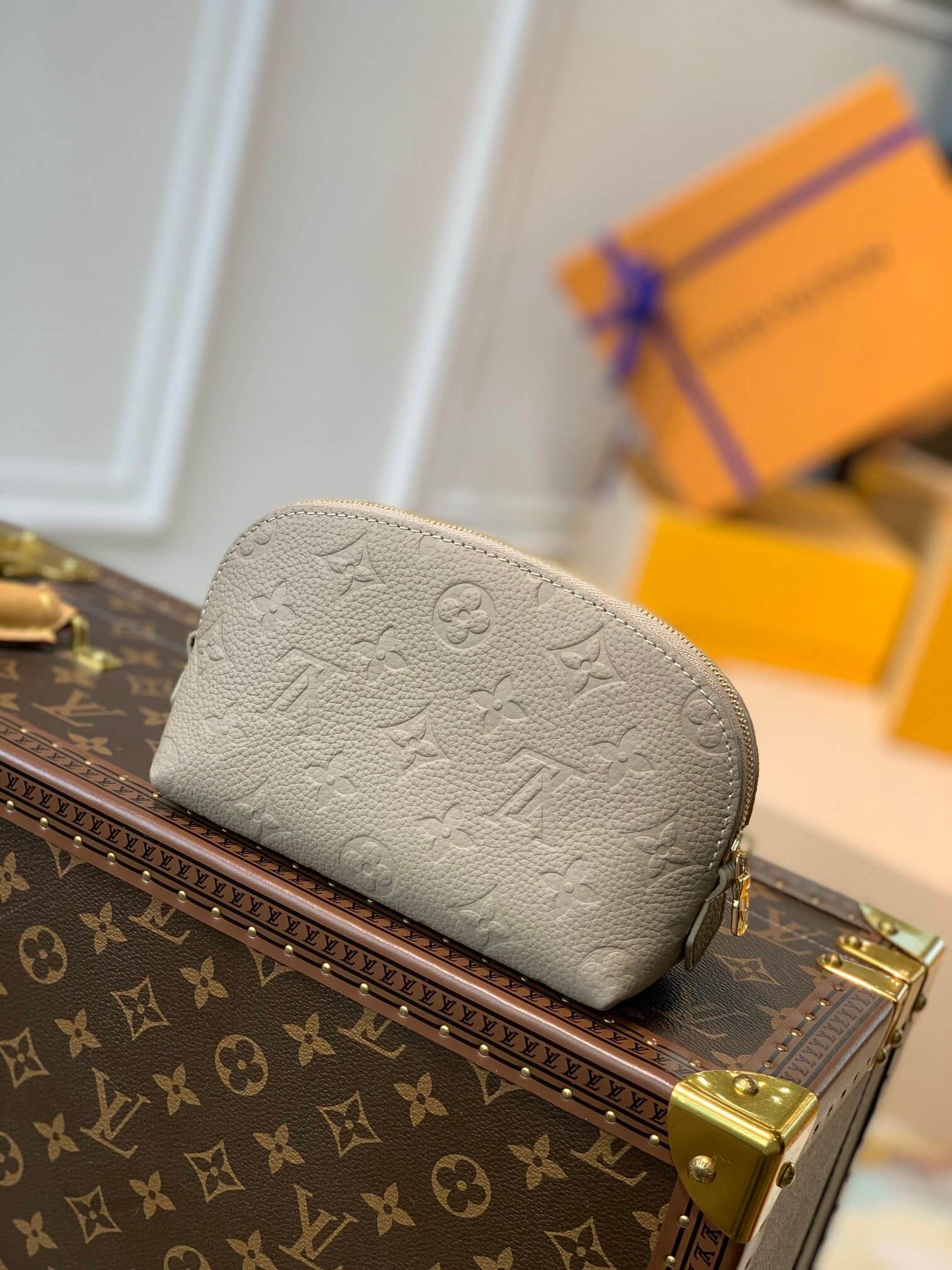 m47515 grey monogram 19cm cosmetic pouch cowhide real leather