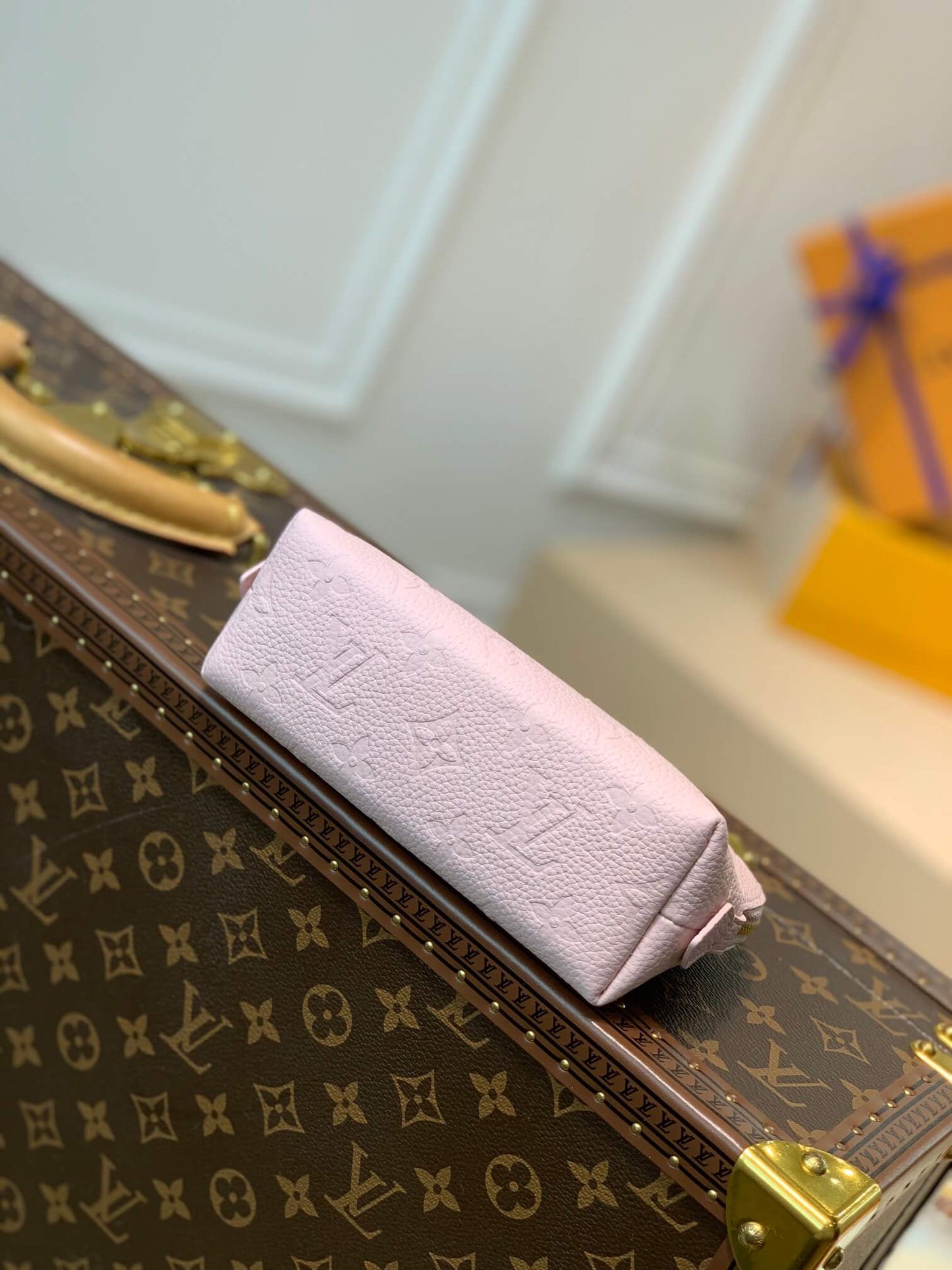 m47515 pink monogram 19cm cosmetic pouch cowhide real leather