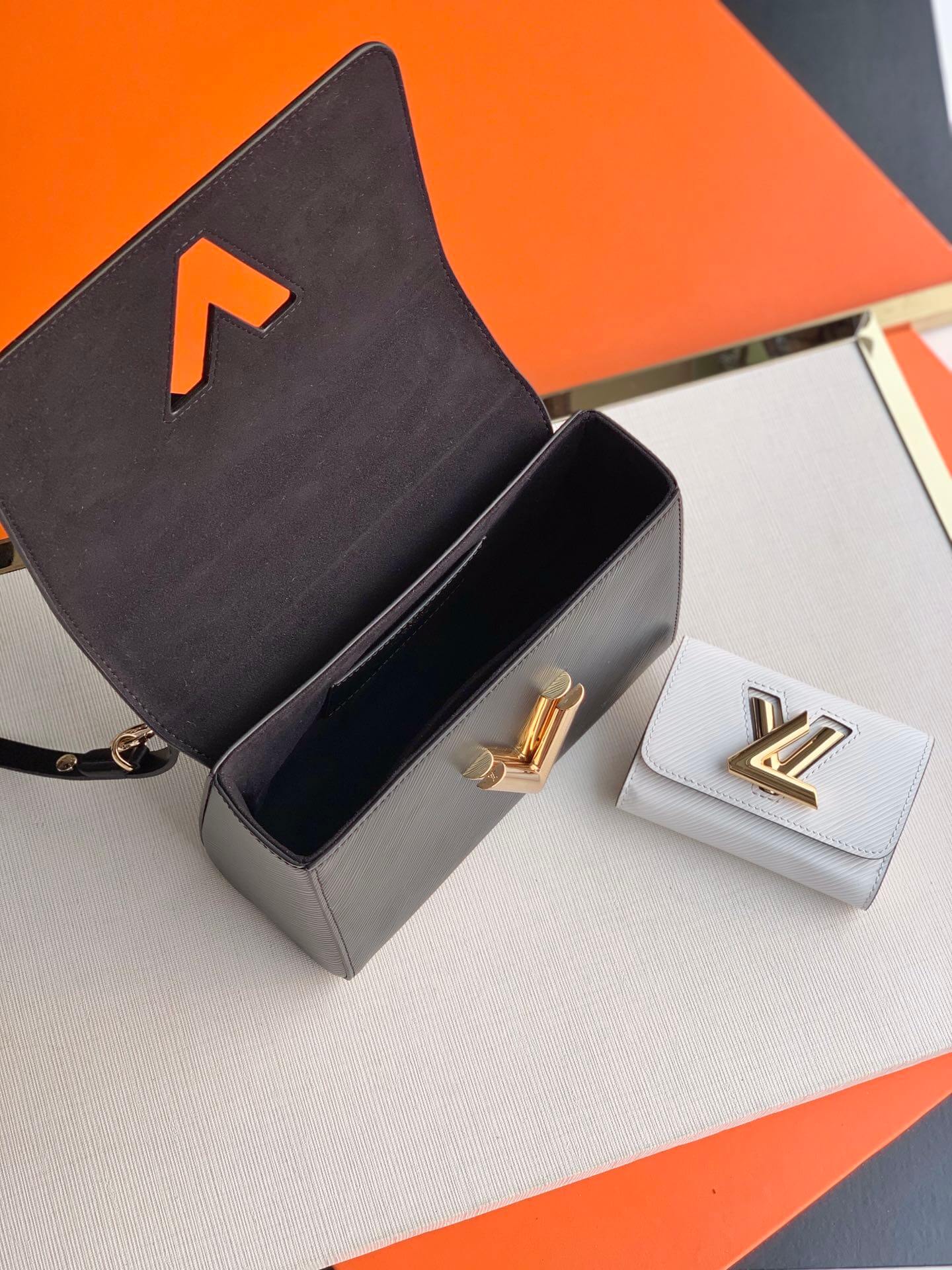 m50280 shoulder bag cross body bags black leather rose gold