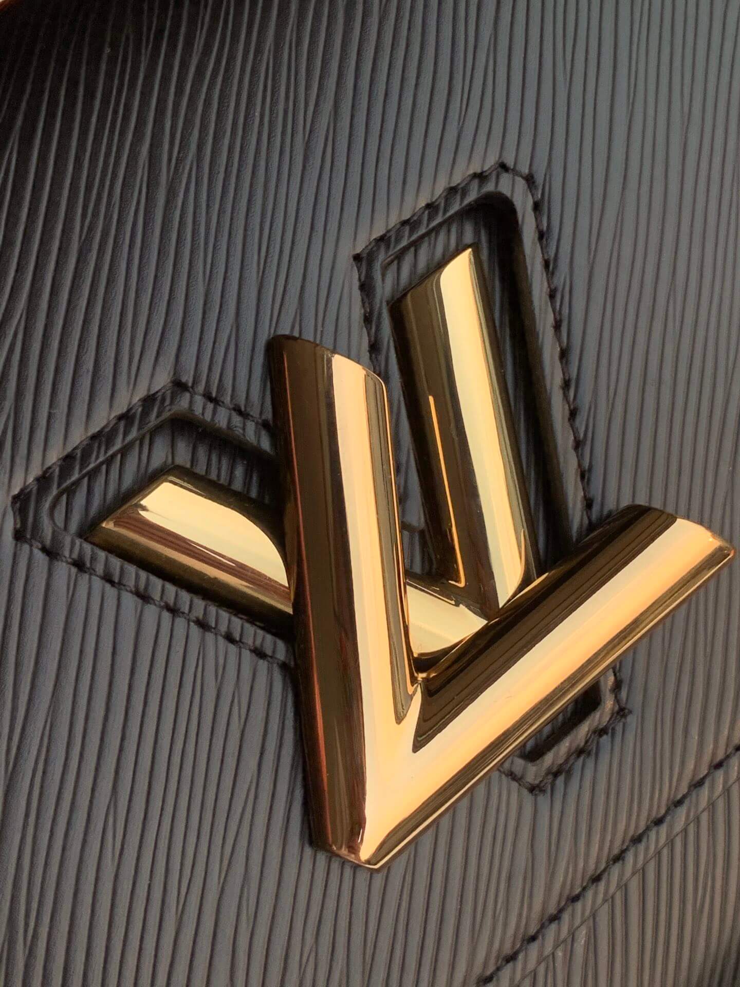 m50280 shoulder bag cross body bags black leather rose gold