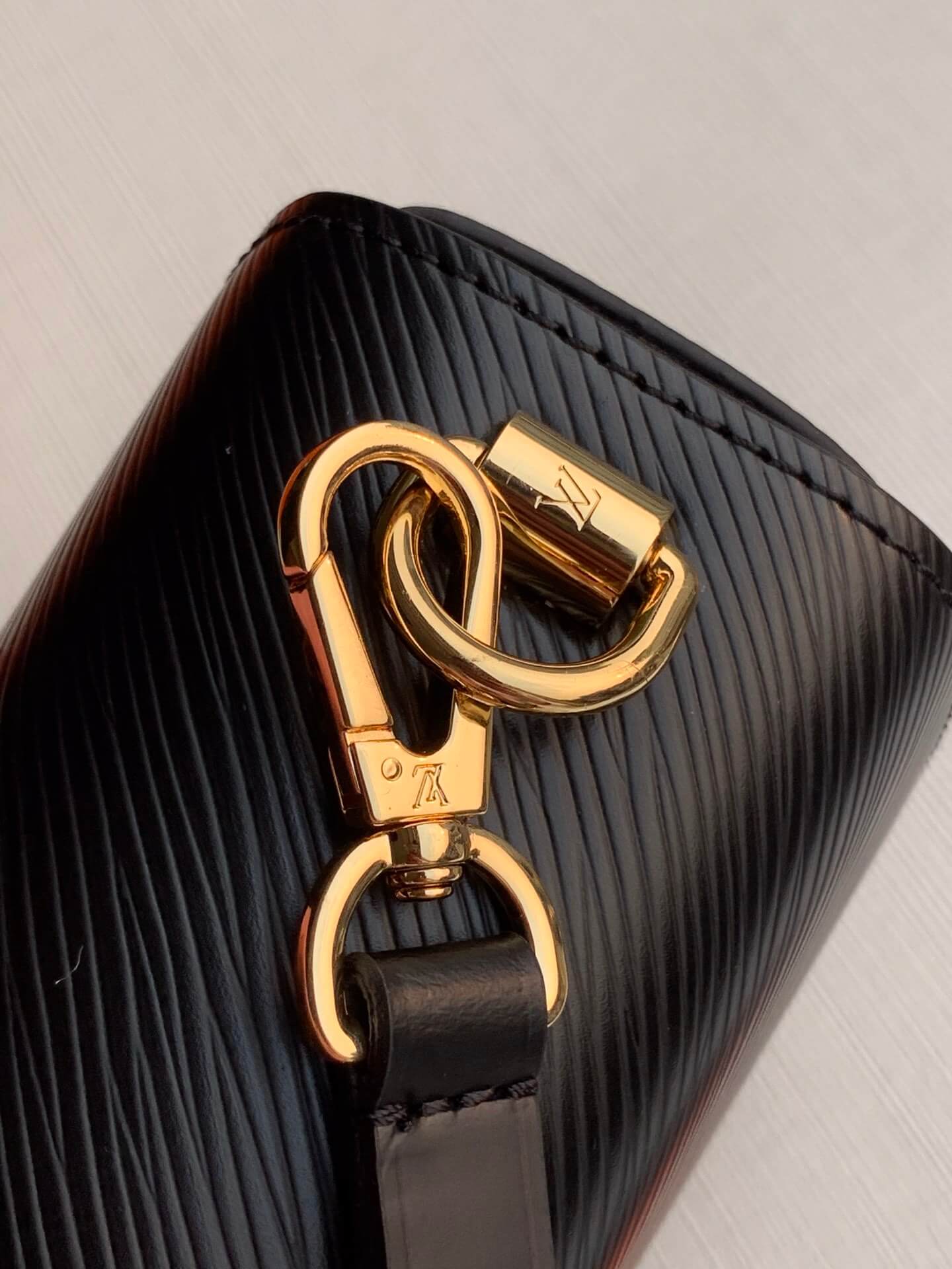 m50280 shoulder bag cross body bags black leather rose gold