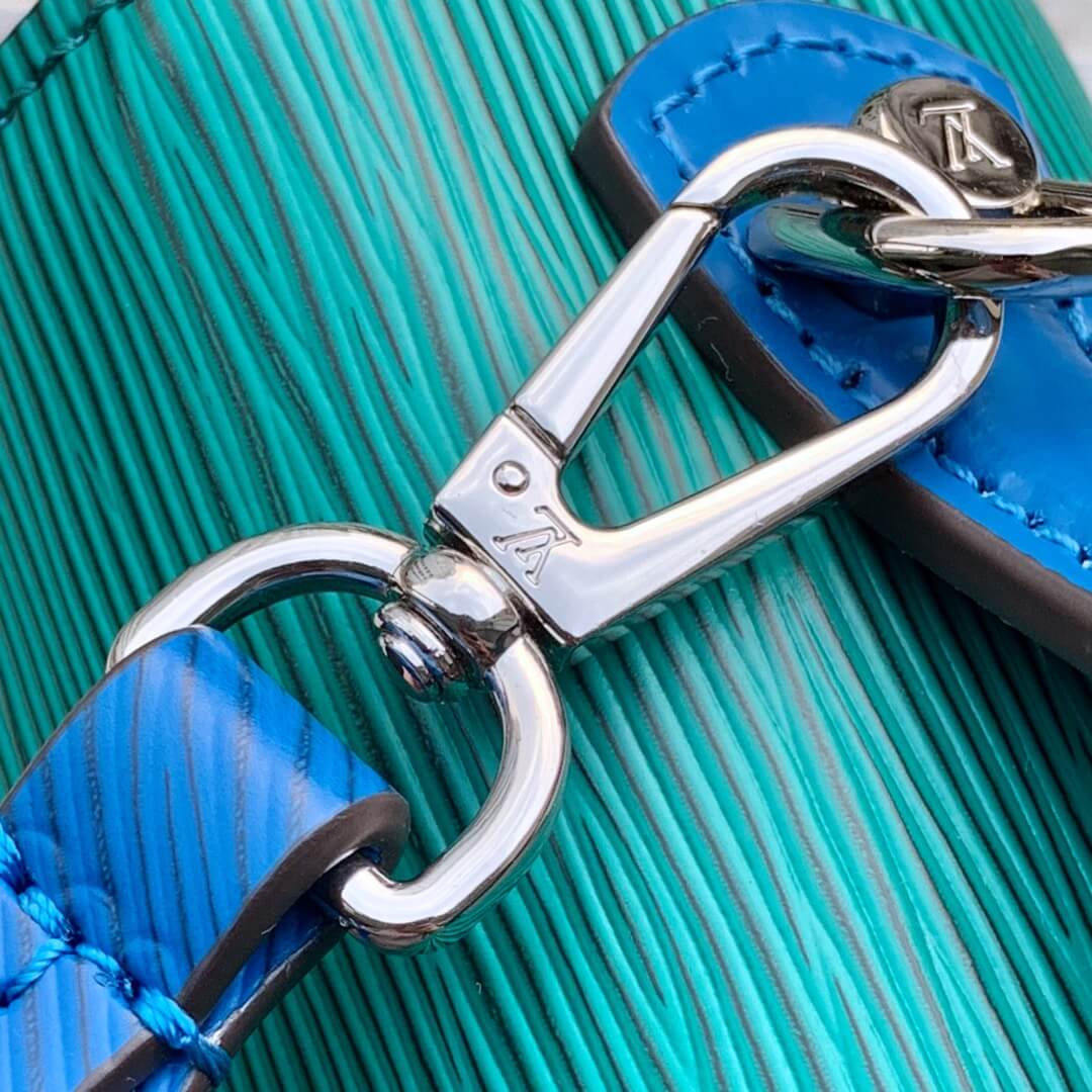 m50377 soft trunk red 24cm handbag