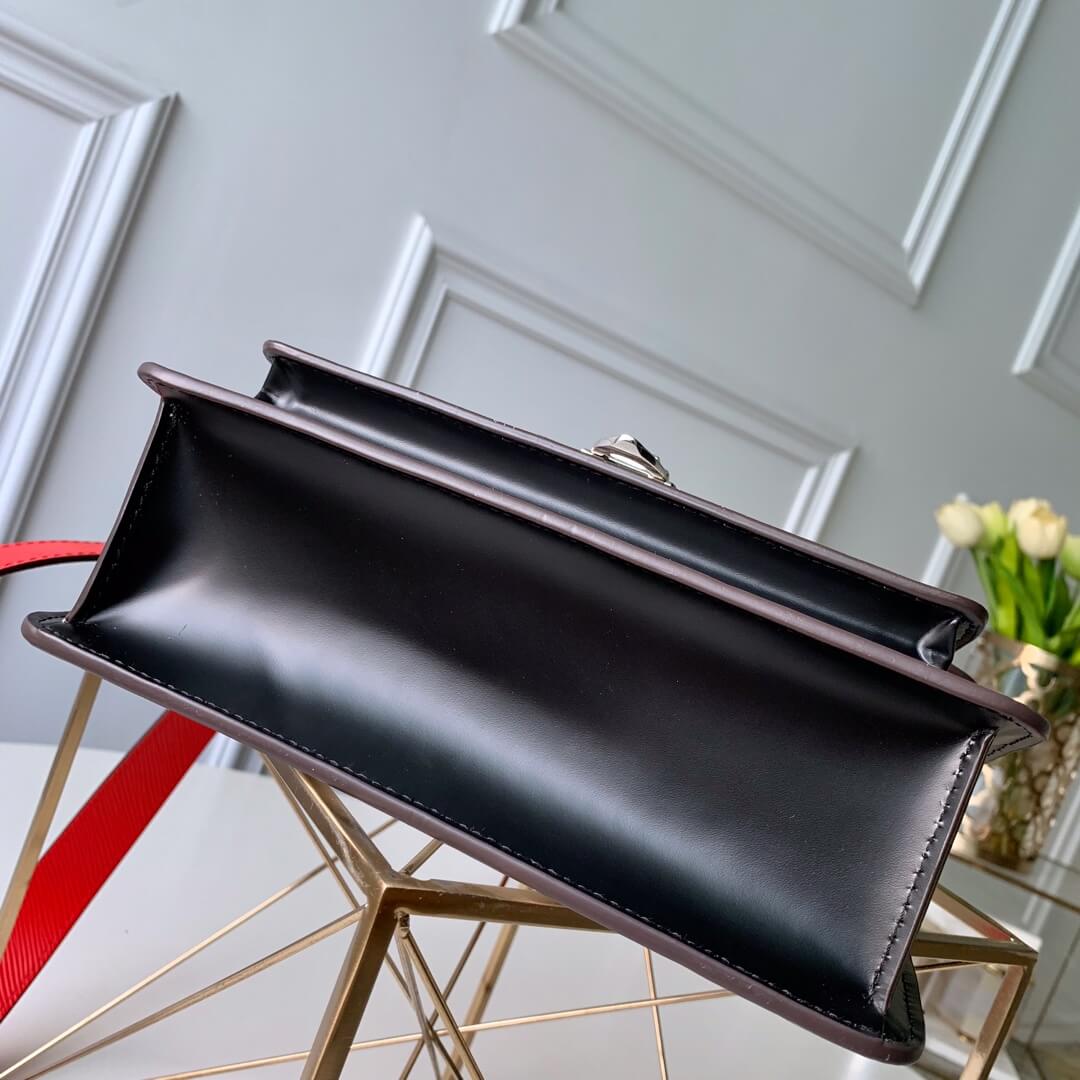 m50377 soft trunk white 24cm handbag