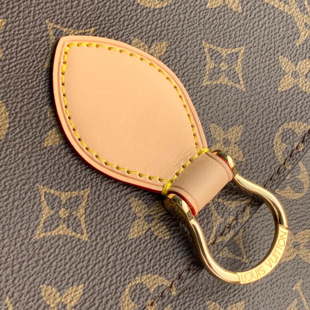 m51242 saint cloud messenger bag khaki monogram