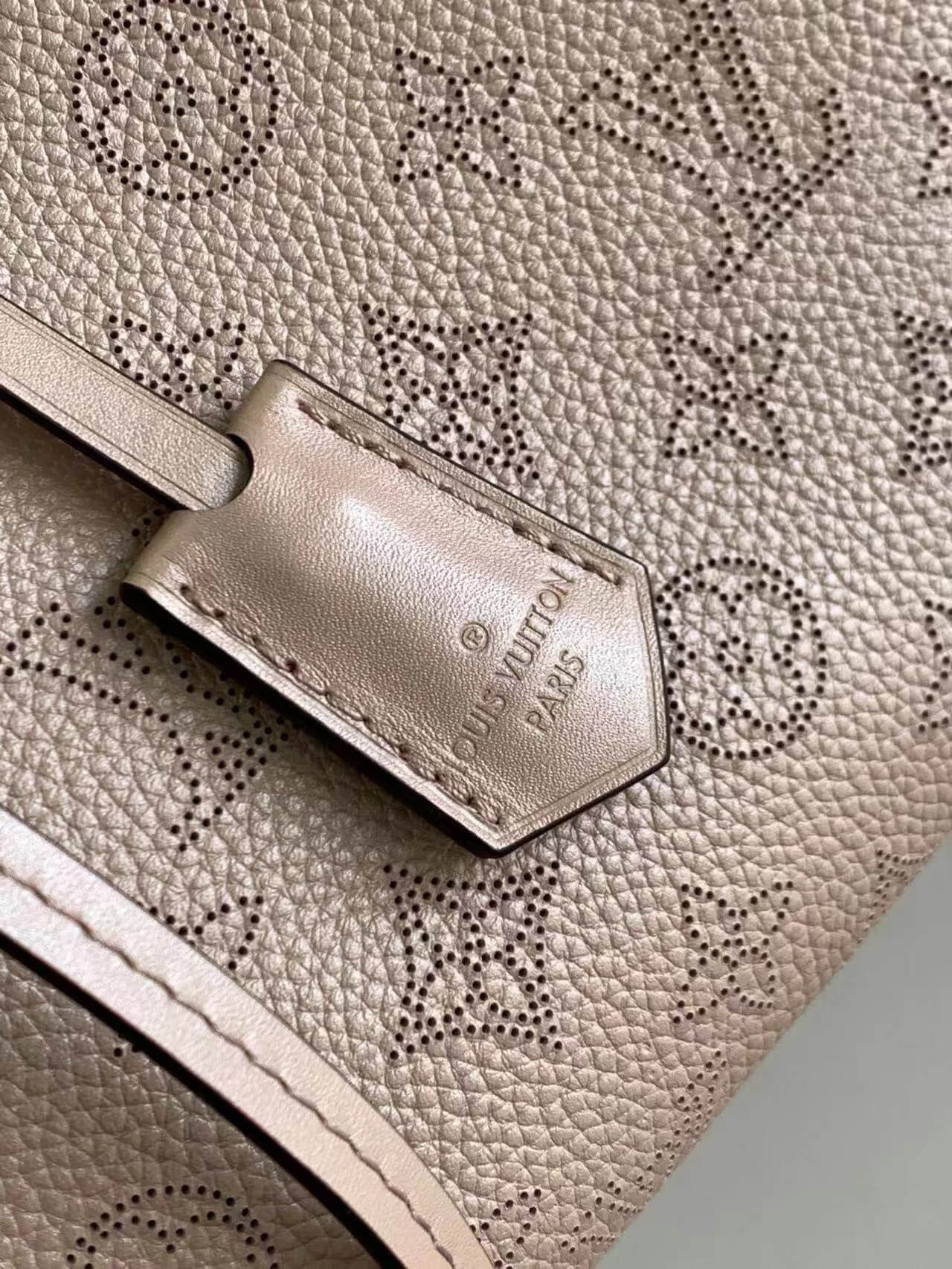 pink leather hina pm bag