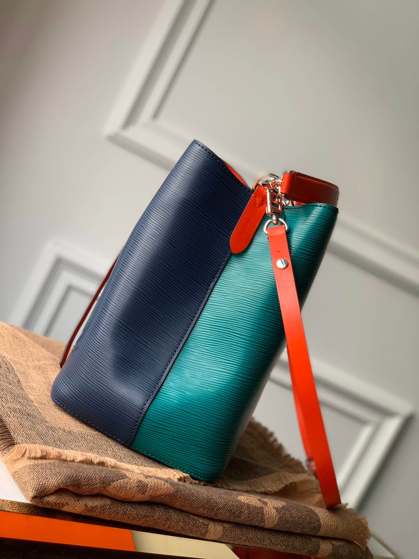 m54369 neonoe damier azur handbag shoulder bag cross body bags blue green calfskin monogram