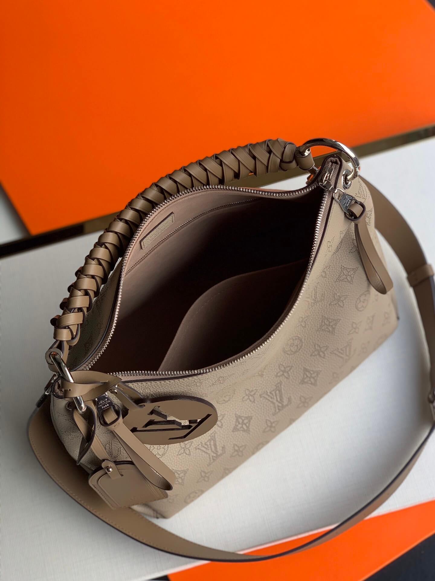 m56084 beaubourg hobo bb handbag shoulder bag cross body bags khaki monogram