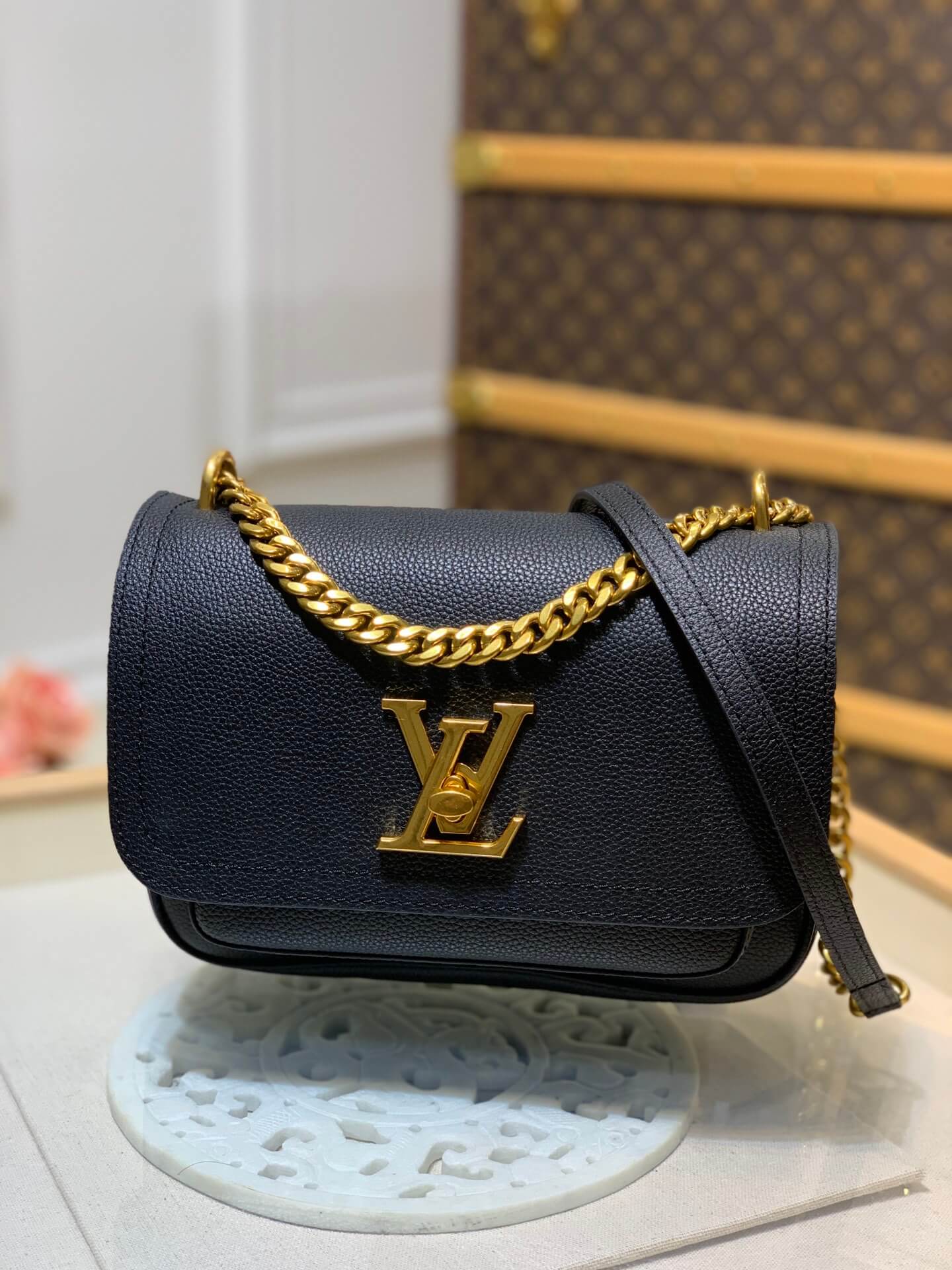 m57073 monogram empreinte shoulder bag cross body bags black calfskin