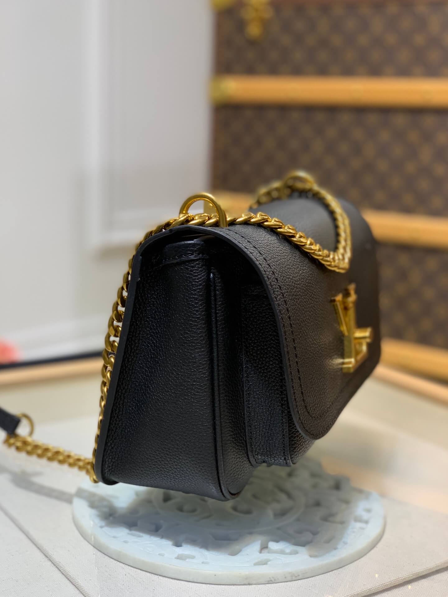 m57073 monogram empreinte shoulder bag cross body bags black calfskin