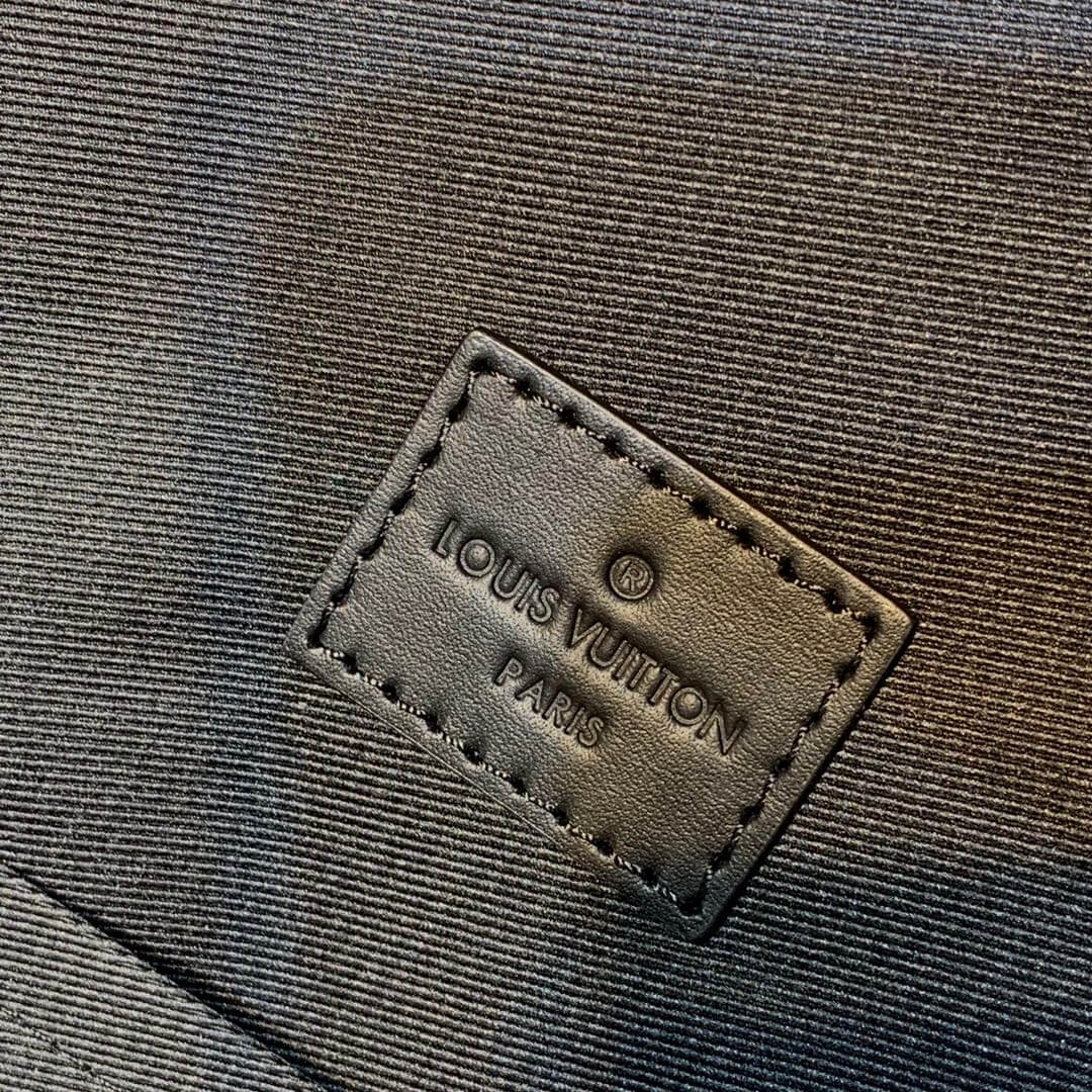 m59325 mens bag backpack aerogram black calfskin