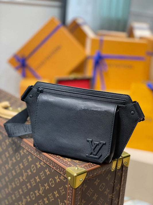 M59625 NEW SLING black Men's bag