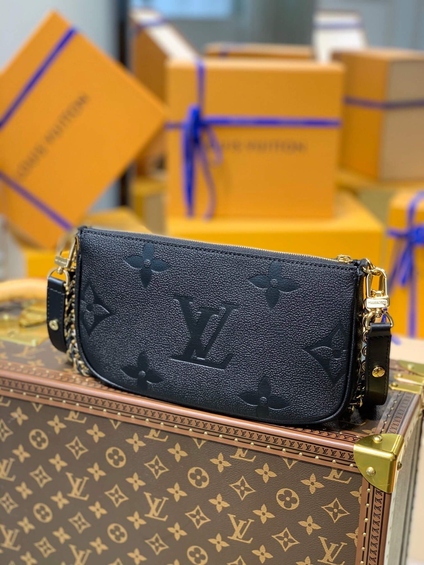 m57631 multi pochette accessoires cross body bags shoulder bag black calfskin monogram