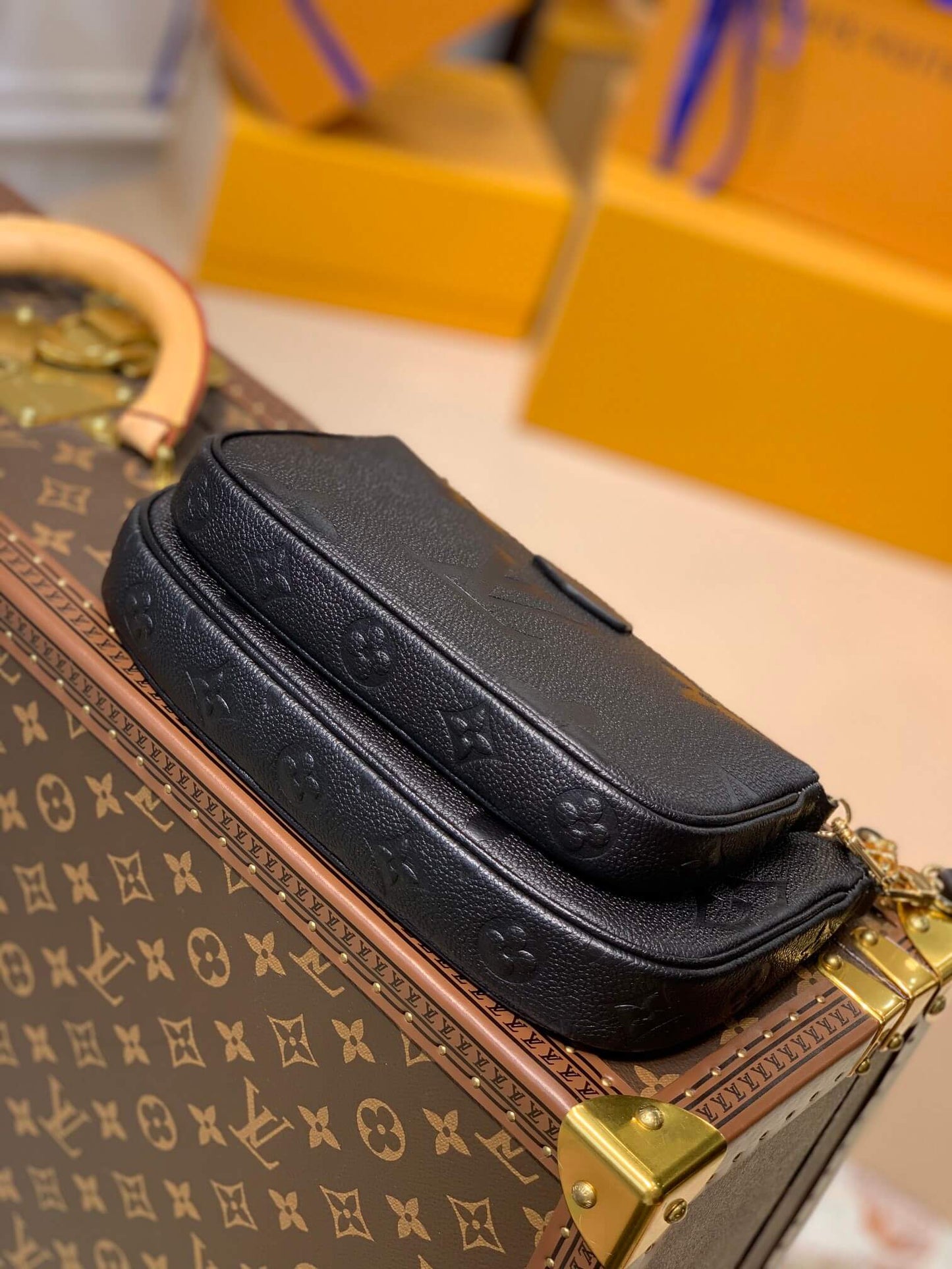 m57631 multi pochette accessoires cross body bags shoulder bag black calfskin monogram