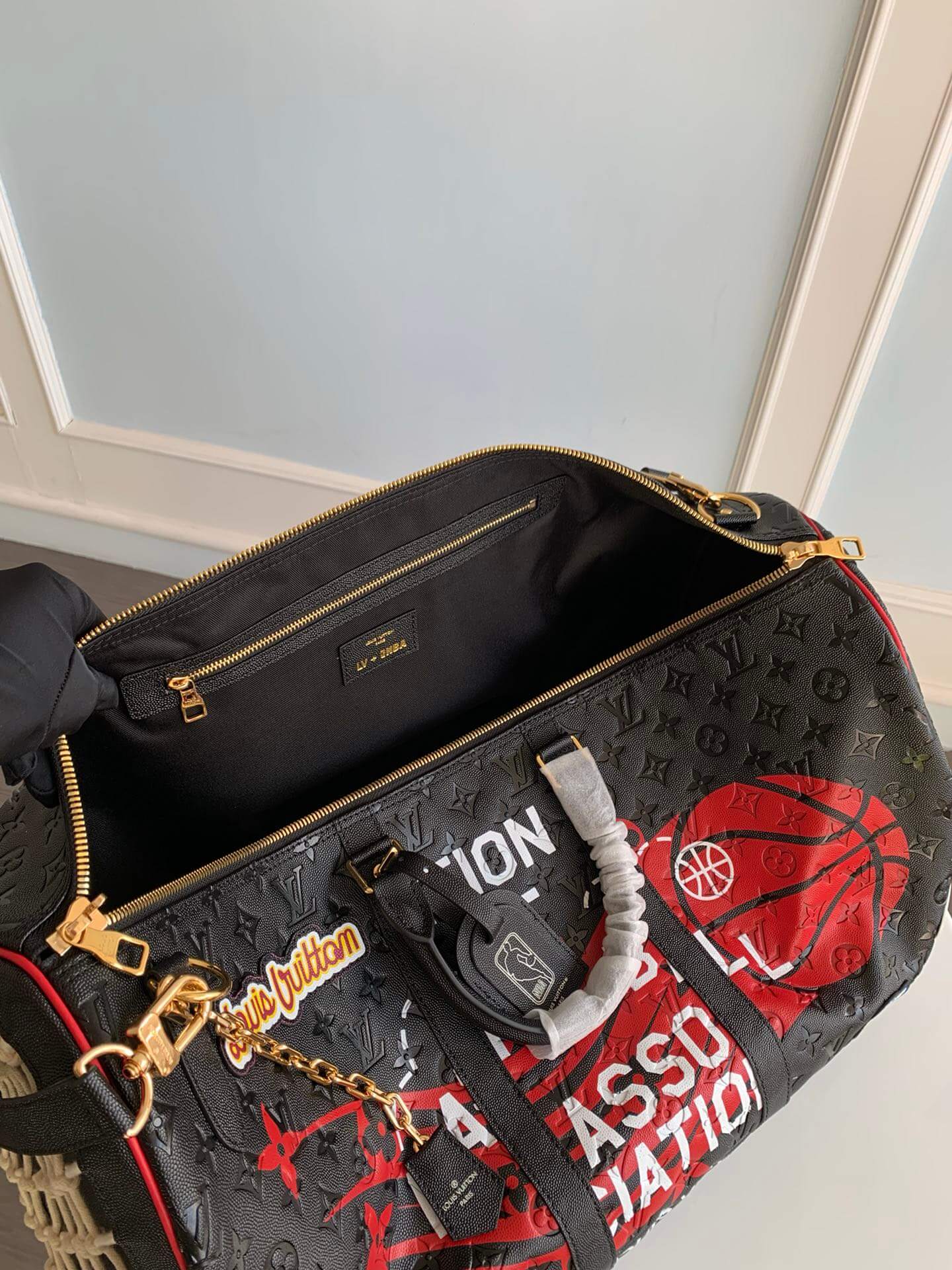 m58516 keepall bandouliere 55 tuffetage handbag cross body bags shoulder bag black calfskin monogram
