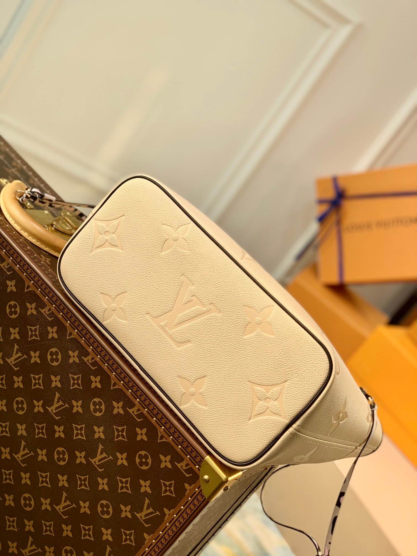 m58525 match neverfull monogram handbag white calfskin monogram